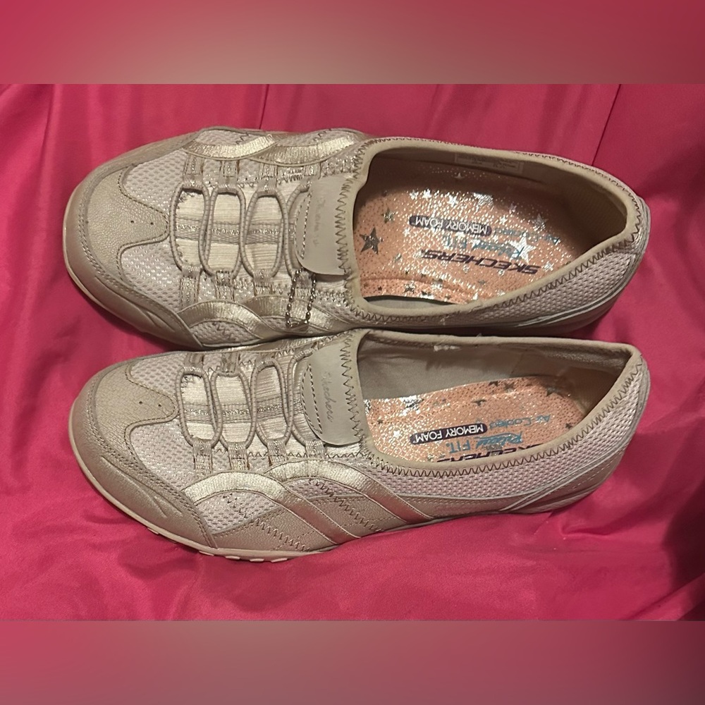 Sketchers Beige Athletic Sneakers